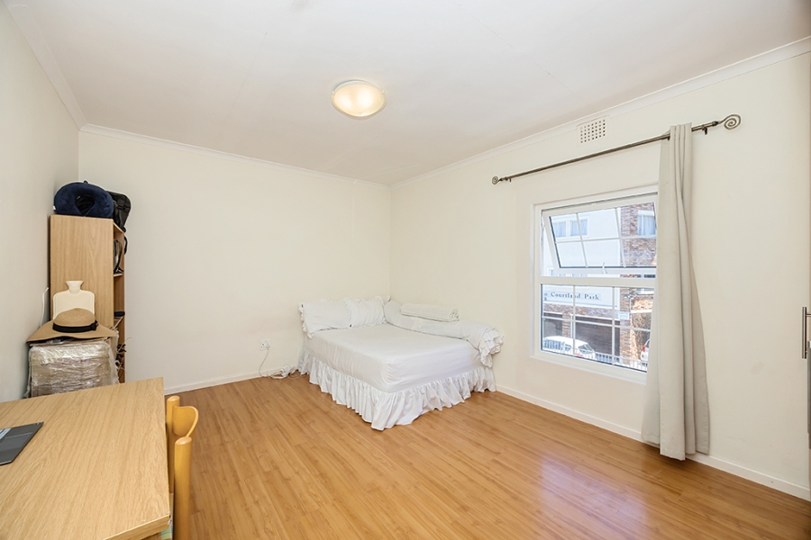 To Let 1 Bedroom Property for Rent in Rondebosch Western Cape